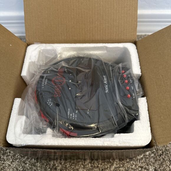 Sonic Alert Sonic Bomb SBB500ss Vibrating Alarm Clock | Black Brand New - Picture 2 of 5